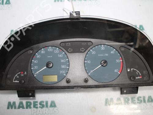 Used Instrument cluster CITROËN XSARA (N1) 2.0 HDi 90 (90 hp) 31488490