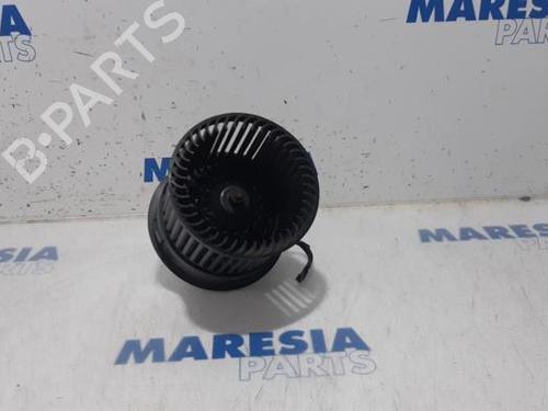 Used Heater blower motor PEUGEOT 308 I (4A_, 4C_) 1.6 16V (120 hp) 31399784