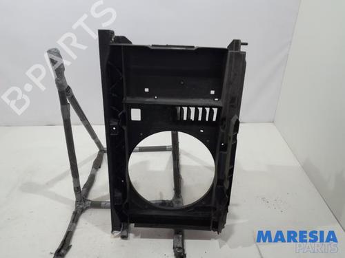 Frontplade/Frontkurv PEUGEOT 307 CC (3B) 2.0 16V (136 hp) 31501179