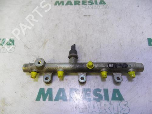 Used Injection rail PEUGEOT 307 (3A/C) 2.0 HDi 110 (107 hp) 31421606