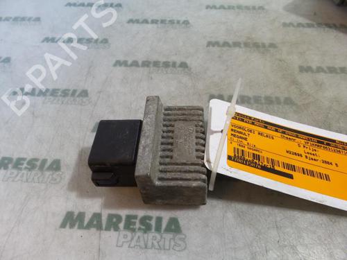 electronic-sensor-renault-megane-ii-estate-km01_-2003-2004-2005-2006-2007-2008-2009-2010-2011-2012-31416609 main image