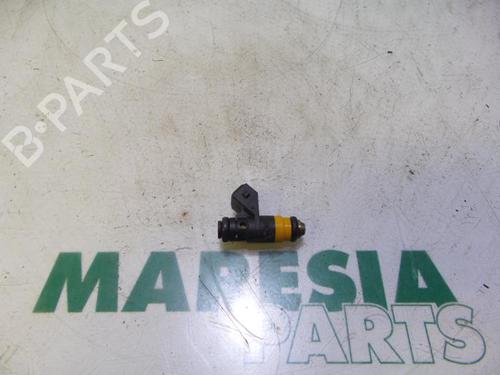 Used Injector RENAULT CLIO II (BB_, CB_) 1.4 16V (B/CB0P, BB13) (98 hp) 31410394