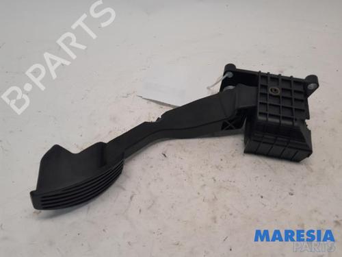 Used Electronic module FIAT 500 (312_) 0.9 (312AXG1A, 312.AXG11) (86 hp) 31458335