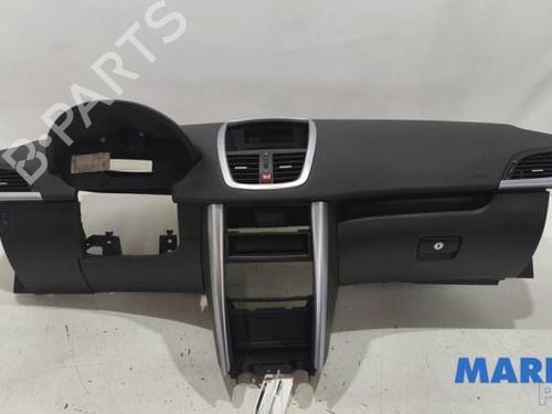 Used Dashboard Dashboard 36881815 36881815
