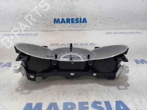Used Instrument cluster CITROËN C3 II (SC_) 1.2 VTi 82 (82 hp) 31426876