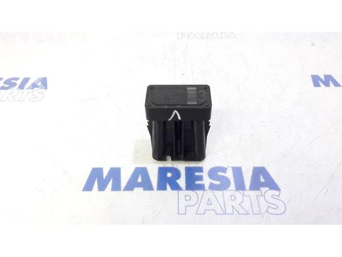 Used Electronic sensor CITROËN C4 Picasso I MPV (UD_) 2.0 HDi 138 (136 hp) 31506102