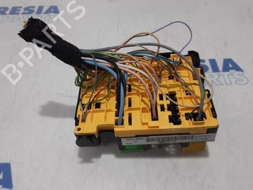 Fuse box PEUGEOT 208 I (CA_, CC_) 1.2 THP 110 | BP31433984E1 