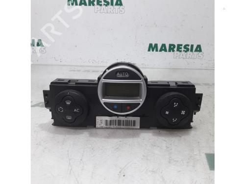 Used Climate control RENAULT SCÉNIC II (JM0/1_) 1.6 (JM0C, JM0J, JM1B) (113 hp) 31476652