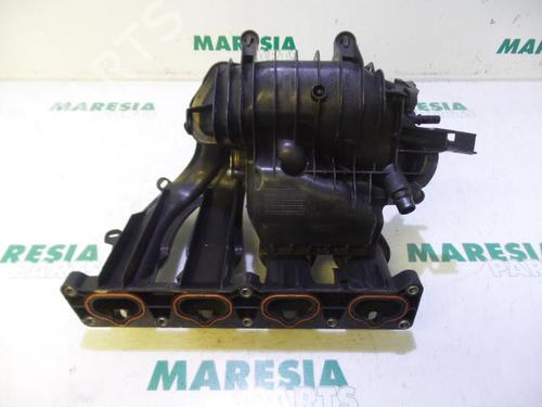 Used Injection rail Injection rail PEUGEOT 407 SW (6E_, 6D_) 2.0 16V (140 hp) 31396850 31396850