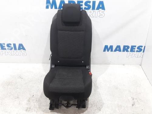Used Seats set PEUGEOT 5008 (0U_, 0E_) 1.6 16V (120 hp) 31491806