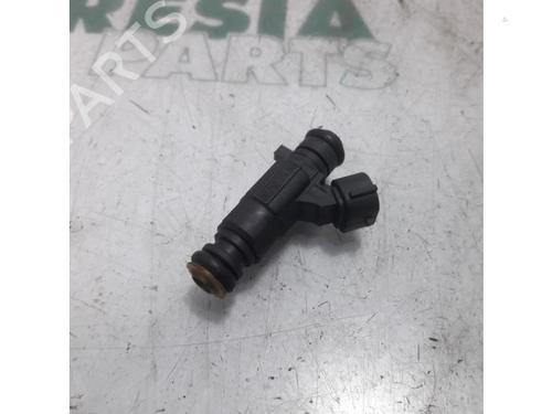 Used Injector PEUGEOT 2008 I (CU_) 1.2 VTi (82 hp) 31464025