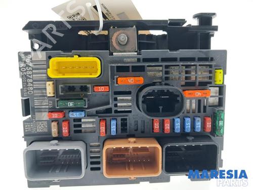 Sikringsdåse CITROËN BERLINGO MULTISPACE (B9) 1.6 VTi 120 (120 hp) 32069250