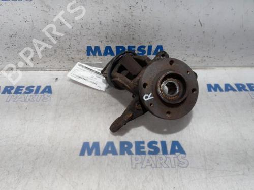 Used Right front steering knuckle Right front steering knuckle PEUGEOT 207 (WA_, WC_) 1.6 16V VTi (120 hp) 31442820 31442820