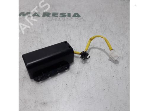 Used Switch CITROËN C-CROSSER (VU_, VV_) 2.2 HDi (156 hp) 31470566