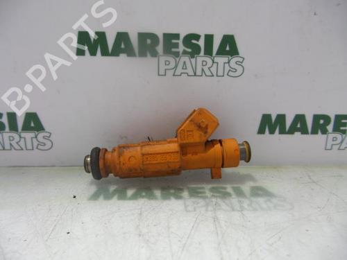 Used Injector ALFA ROMEO 145 (930_) 1.4 i.e. 16V T.S. (930.A3A) (103 hp) 31514007