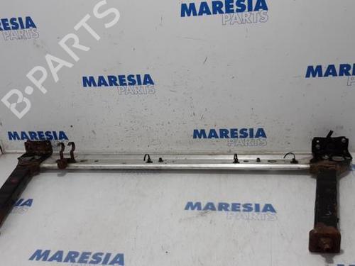 Used Crossmember Crossmember RENAULT MEGANE III Grandtour (KZ0/1) 1.5 dCi (KZ09, KZ0D, KZ1G, KZ29, KZ14, KZ1W, KZ10, KZ1F,... (110 hp) 31460994 31460994