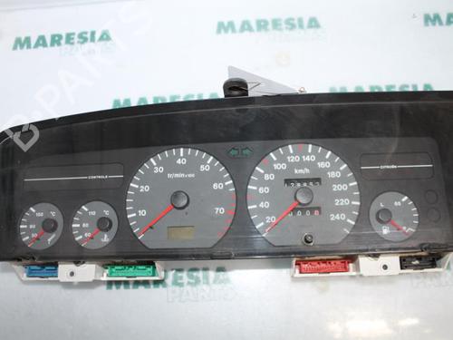 Used Instrument cluster CITROËN XANTIA (X1_, X2_) 1.9 SD (75 hp) 31530539