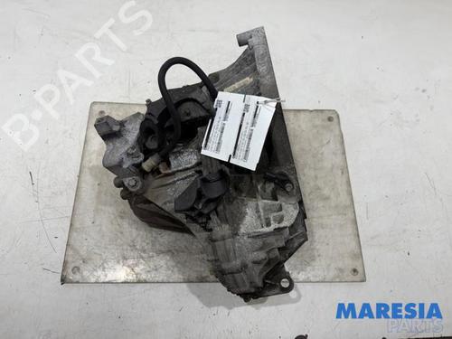 Getriebe für RENAULT GRAND SCÉNIC III (JZ0/1_) 1.4 16V (JZ0F) (131 hp) 33028457