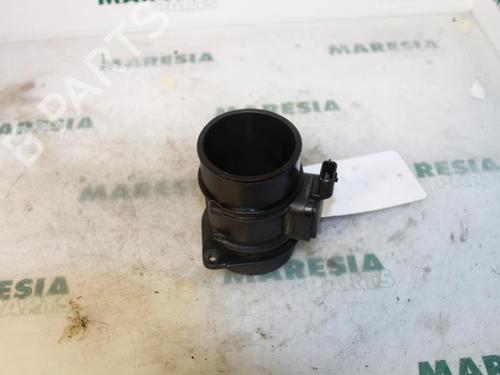 Used Mass air flow sensor RENAULT MEGANE III Grandtour (KZ0/1) 1.5 dCi (KZ09, KZ0D, KZ1G, KZ29, KZ14, KZ1W, KZ10, KZ1F,... (110 hp) 31413581