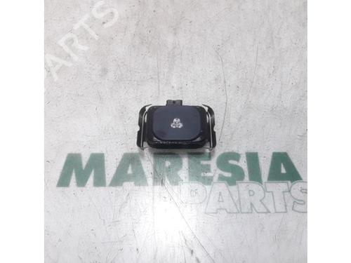 Used Electronic sensor PEUGEOT 5008 (0U_, 0E_) 1.6 BlueHDi 120 (120 hp) 31533238