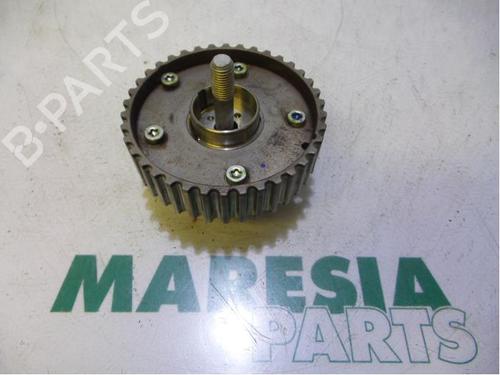 Used Pulley Pulley CITROËN C4 Picasso I MPV (UD_) 1.8 i 16V (125 hp) 31529816 31529816