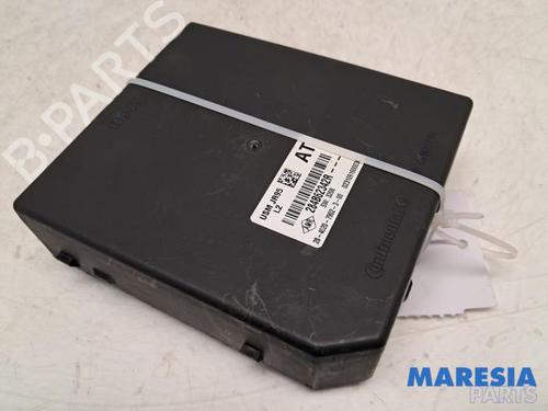 Used Fuse box RENAULT SCÉNIC III (JZ0/1_) 1.4 16V (JZ0F, JZ1V) (131 hp) 31465547