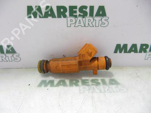 injector-alfa-romeo-156-932_-1997-1998-1999-2000-2001-2002-2003-2004-2005-31448126 main image