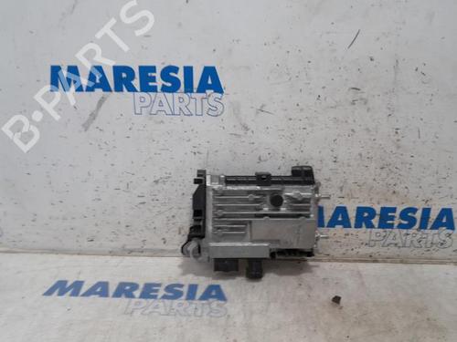 Kombi Kontakt / Stilkkontakt PEUGEOT 308 II (LB_, LP_, LW_, LH_, L3_) 1.2 THP 110 (110 hp) 31387618