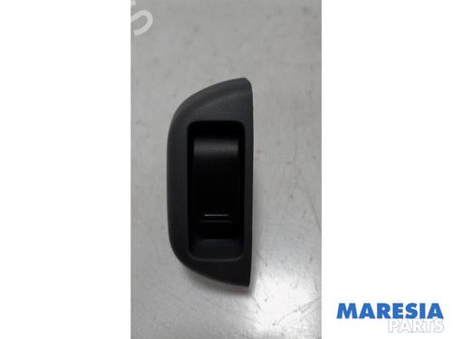 Used Switch PEUGEOT 107 (PM_, PN_) 1.0 (68 hp) 31529198