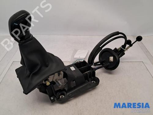Gear lever PEUGEOT 208 I (CA_, CC_) 1.2 VTI 82 | BP31414355M90