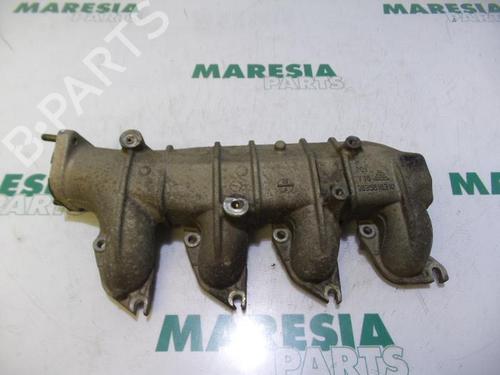 Used Injection rail PEUGEOT 406 Break (8E/F) 2.0 HDI 110 (109 hp) 31448230