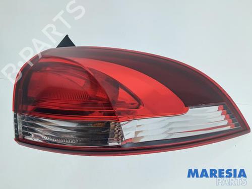 Used Right taillight Right taillight 37992348 37992348