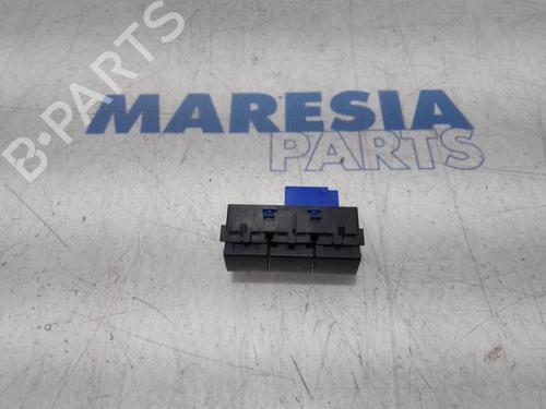 Used Switch PEUGEOT EXPERT Van (V_) 2.0 BlueHDi 180 (177 hp) 31436915