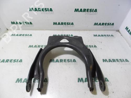Used Left front suspension arm CITROËN C6 (TD_) 2.7 HDi (204 hp) 31471748
