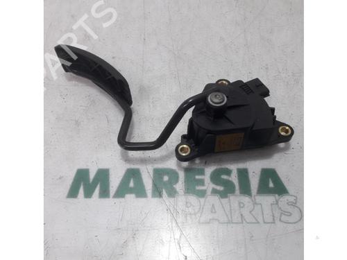 electronic-module-renault-modus-grand-modus-fjp0_-2004-31386432 main image