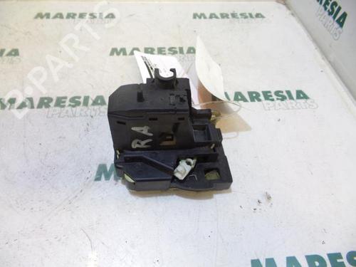 electronic-module-renault-scenic-i-mpv-ja01_-fa0_-1999-2000-2001-2002-2003-2004-2005-2006-2007-2008-2009-2010-31517416 main image