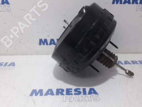 Used Servo brake RENAULT MASTER III Van (FV) 2.3 dCi 150 FWD (FV0F, FV03, FV09) (150 hp) 31499804