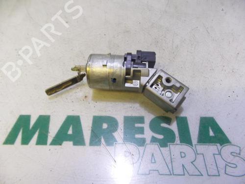 Used Ignition barrel PEUGEOT 207 (WA_, WC_) 1.4 16V (95 hp) 31431571
