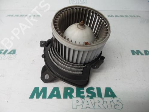 Varmeblæser FIAT GRANDE PUNTO (199_) 1.9 D Multijet (120 hp) 31511567