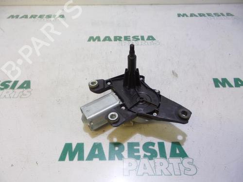Used Rear wiper motor RENAULT TWINGO II (CN0_) 1.2 16V (CN04, CN0B) (75 hp) 31534751