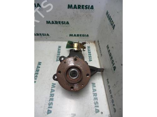 Used Left front steering knuckle CITROËN XSARA Break (N2) 1.6 i (88 hp) 31515087