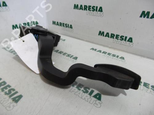 Used Electronic module FIAT STILO (192_) 1.2 16V (192_XA1B) (80 hp) 31470322