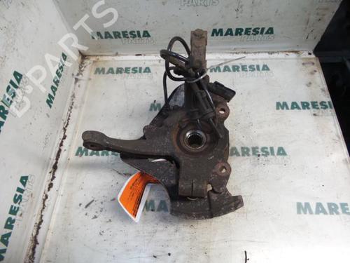 Left front steering knuckle FIAT PANDA (169_) 1.1 (169.AXA1A) | BP31515884M25