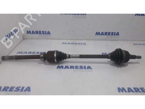 Used Right front driveshaft Right front driveshaft PEUGEOT 308 SW II (LC_, LJ_, LR_, LX_, L4_) 1.6 BlueHDi 120 (120 hp) 31471910 31471910