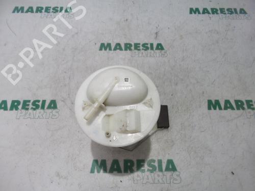 Used Fuel pump FIAT 500 (312_) 1.2 (312AXA1A) (69 hp) 31391841