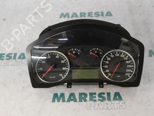 Used Instrument cluster Instrument cluster FIAT CROMA (194_) 1.9 D Multijet (194AXC1B, 194AXC12) (150 hp) 31413018 31413018