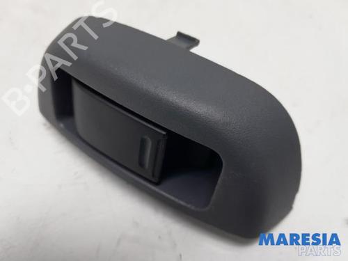 switch-peugeot-107-pm_-pn_-2005-2006-2007-2008-2009-2010-2011-2012-2013-2014-2015-2016-31490724 main image