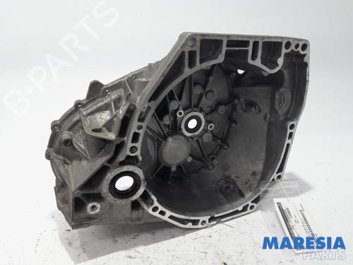 Used Manual Gearbox (For Parts) RENAULT MEGANE IV Hatchback (B9A/M/N_) 1.2 TCe 130 (B9MR) (130 hp) 31534033