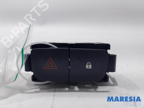 Warnblinkschalter für RENAULT TRAFIC III Van (FG_) 1.6 dCi 95 (FGMJ, FGMR) (95 hp) 31392084