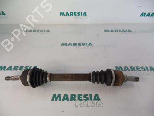 Used Left front driveshaft PEUGEOT 206 Hatchback (2A/C) 1.4 i (75 hp) 31513303